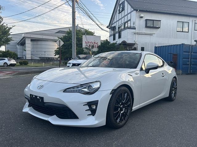 Toyota 86 2013 — фото автомобиля 1