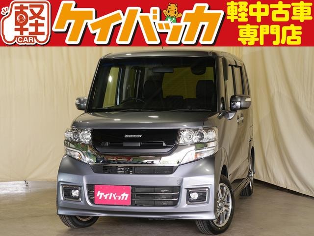 Honda N-BOX CUSTOM 2017 — фото автомобиля 1
