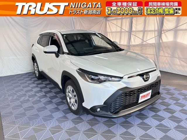 Toyota COROLLA CROSS 2024 — фото автомобиля 1
