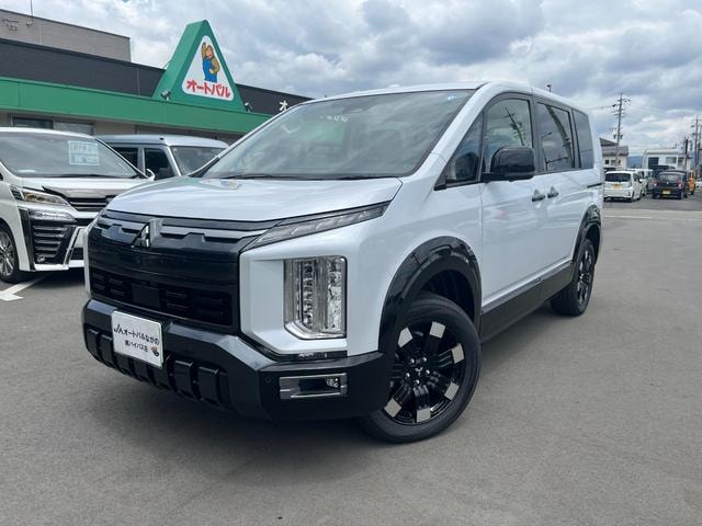 Mitsubishi DELICA D:5 2026 — фото автомобиля 1