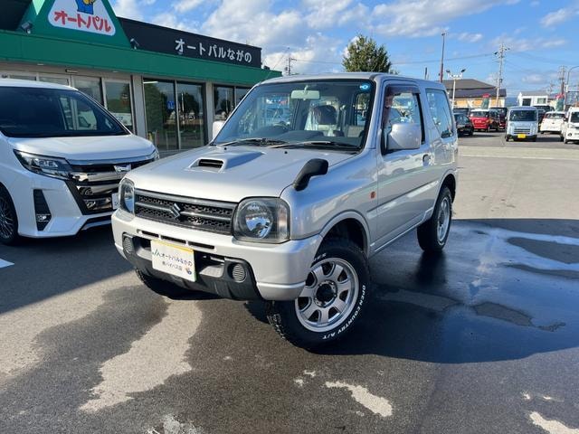 Suzuki JIMNY 2011 — фото автомобиля 1