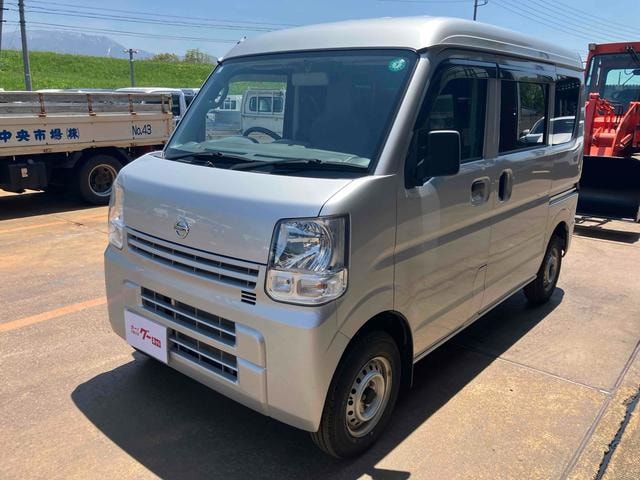 Nissan NV100CLIPPER VAN 2020 — фото автомобиля