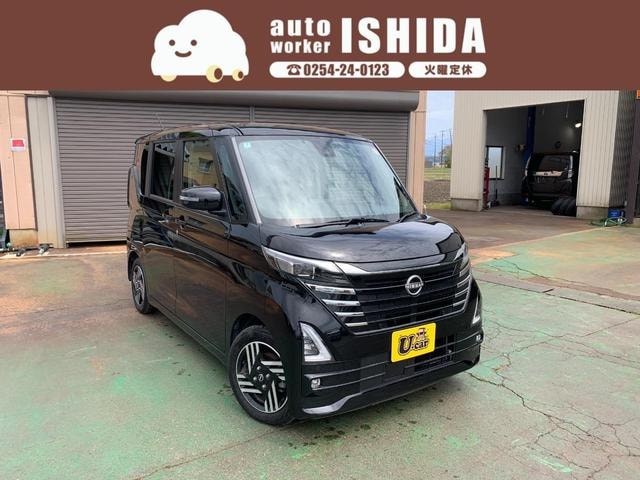 Nissan ROOX 2023 — фото автомобиля 1