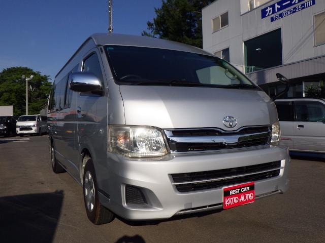Toyota HIACE WAGON 2012 — фото автомобиля 1