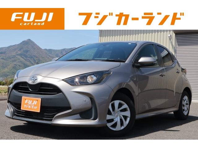 Toyota YARIS 2021 — фото автомобиля 1