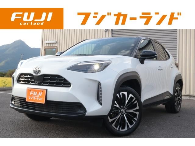 Toyota YARIS CROSS 2025 — фото автомобиля