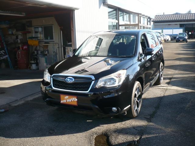 Subaru FORESTER 2014 — фото автомобиля 1