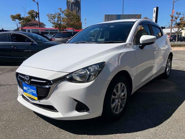 Mazda DEMIO 2018 — фото автомобиля 1