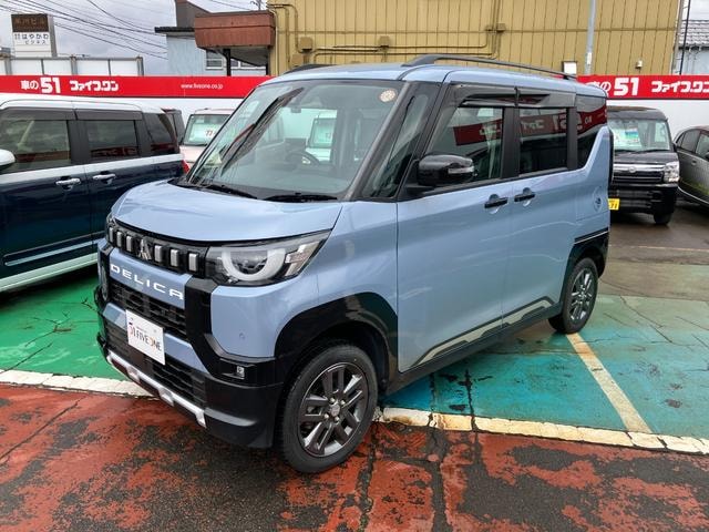 Mitsubishi DELICA MINI 2023 — фото автомобиля 1