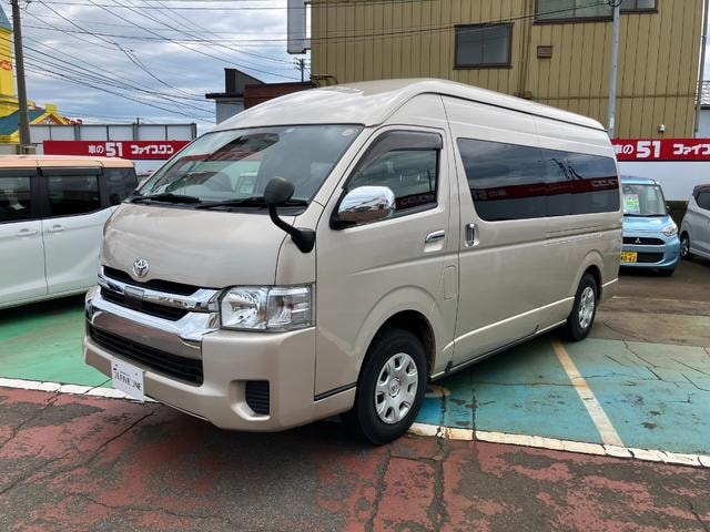 Toyota HIACE WAGON 2018 — фото автомобиля
