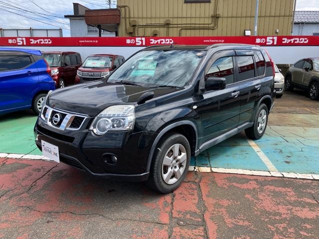 Nissan X-TRAIL 2013 — фото автомобиля