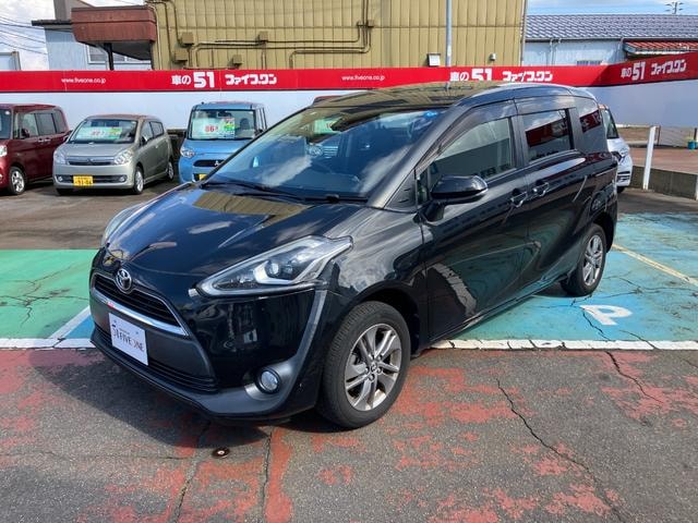 Toyota SIENTA 2015 — фото автомобиля 1