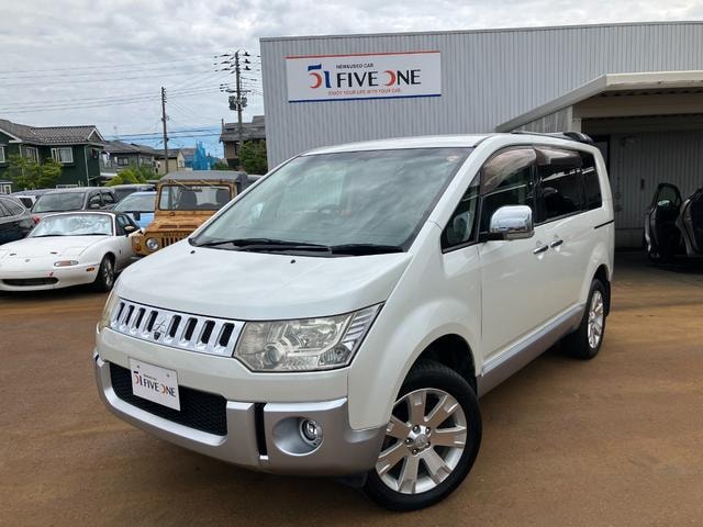 Mitsubishi DELICA D:5 2011 — фото автомобиля