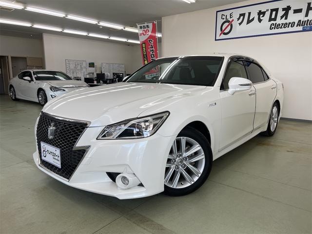 Toyota CROWN HYBRID 2013 — фото автомобиля