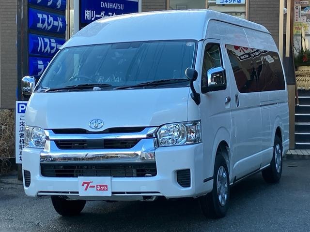 Toyota HIACE WAGON 2025 — фото автомобиля 1