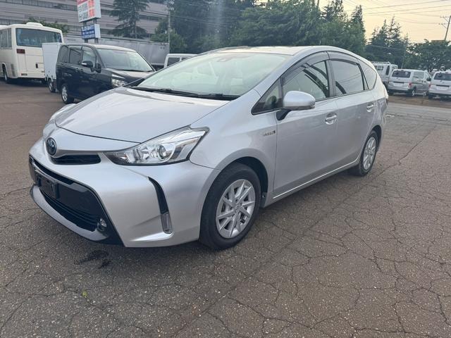Toyota PRIUS ALPHA 2020 — фото автомобиля 1
