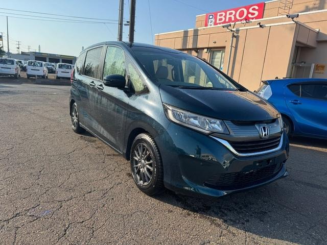 Honda FREED 2018 — фото автомобиля 1