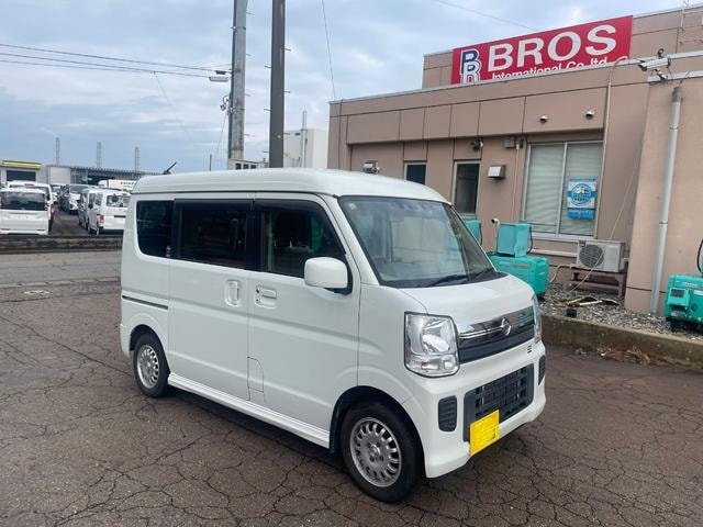 Nissan NV100CLIPPER RIO 2020 — фото автомобиля