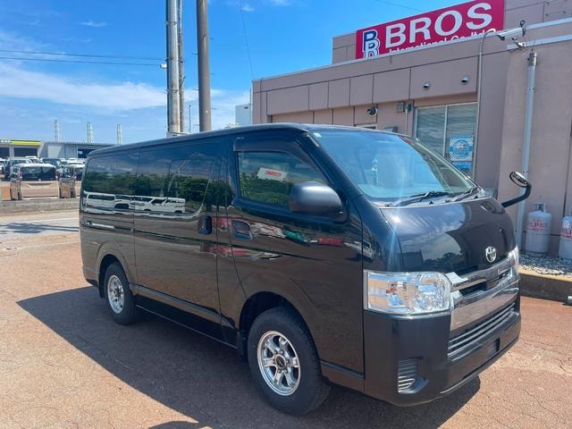 Toyota HIACE VAN 2019 — фото автомобиля 1