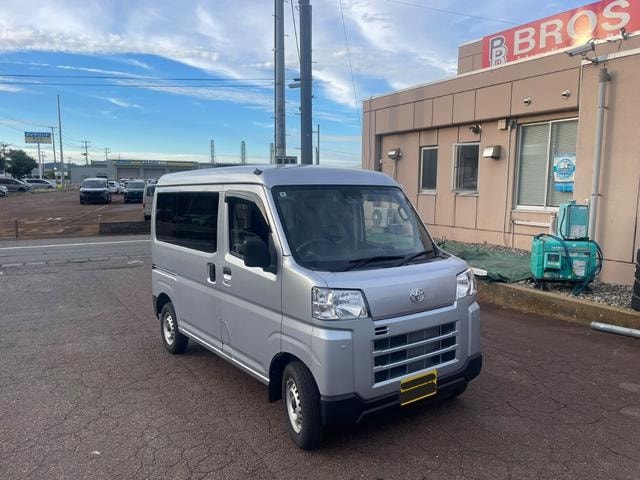 Toyota PIXIS VAN 2025 — фото автомобиля