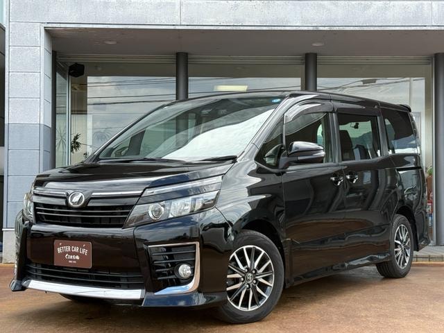 Toyota VOXY 2017 — фото автомобиля 1