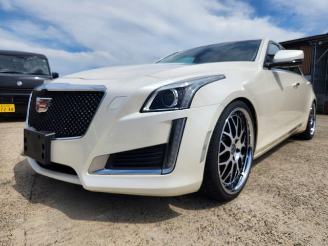 Cadillac CTS 2014 — фото автомобиля 1