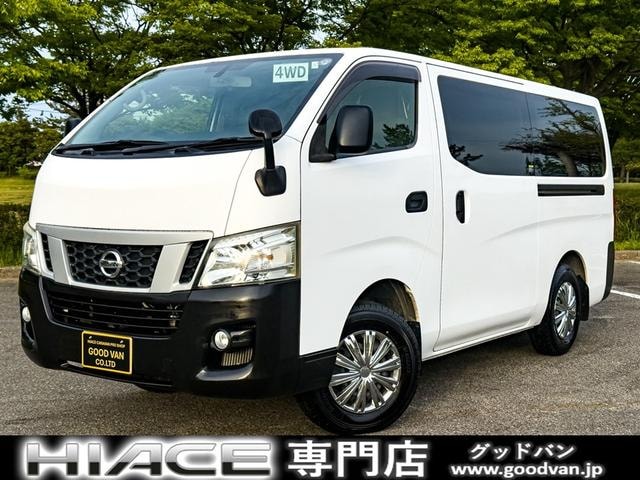 Nissan NV350CARAVAN VAN 2013 — фото автомобиля 1
