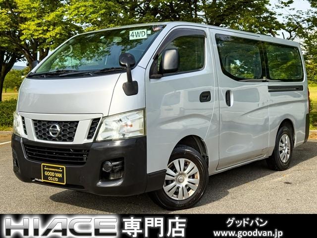 Nissan NV350CARAVAN VAN 2015 — фото автомобиля 1