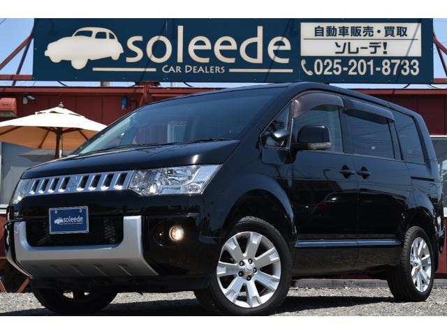 Mitsubishi DELICA D:5 2014 — фото автомобиля 1