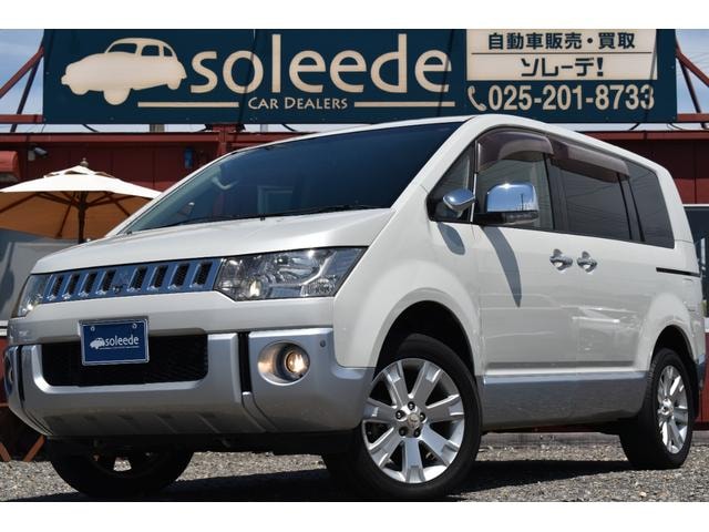 Mitsubishi DELICA D:5 2010 — фото автомобиля 1