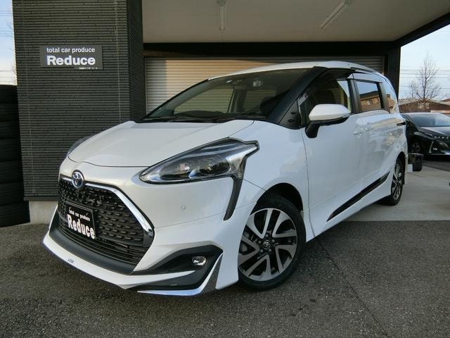 Toyota SIENTA 2021 — фото автомобиля