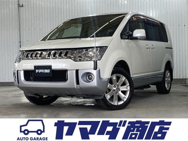 Mitsubishi DELICA D:5 2008 — фото автомобиля 1