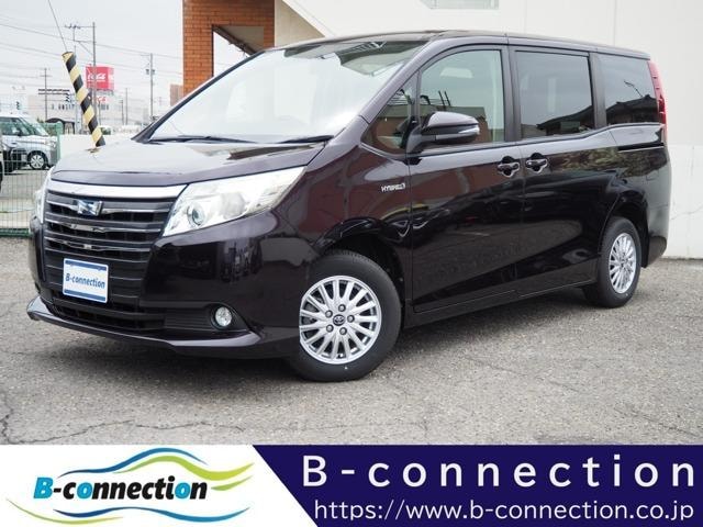 Toyota NOAH 2014 — фото автомобиля 1