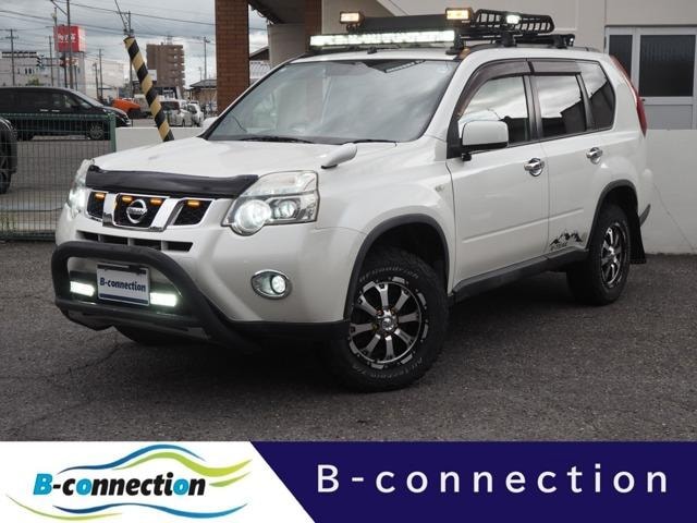Nissan X-TRAIL 2011 — фото автомобиля 1