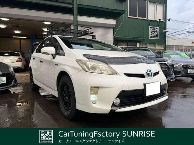 Toyota PRIUS 2013 — фото автомобиля 1