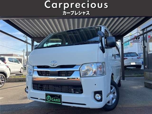 Toyota HIACE VAN 2022 — фото автомобиля
