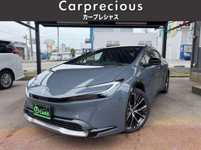 Toyota PRIUS 2024 — фото автомобиля 1