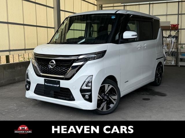 Nissan ROOX 2023 — фото автомобиля 1