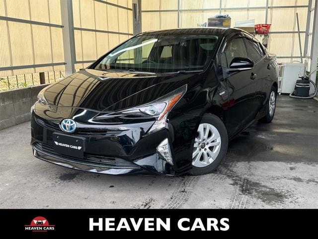 Toyota PRIUS 2016 — фото автомобиля 1