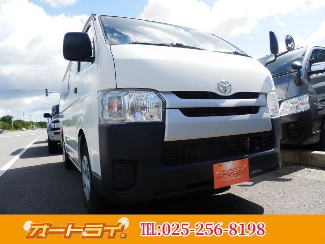 Toyota HIACE VAN 2014 — фото автомобиля