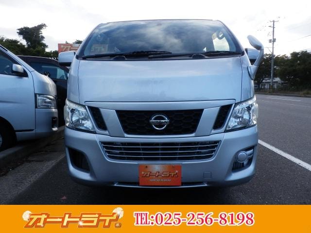 Nissan NV350CARAVAN VAN 2014 — фото автомобиля