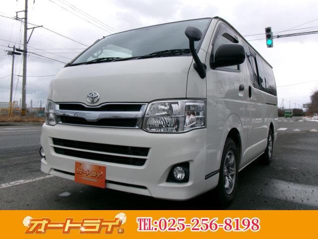 Toyota HIACE VAN 2013 — фото автомобиля 1