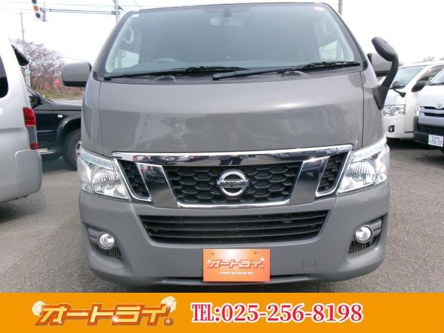 Nissan NV350CARAVAN VAN 2016 — фото автомобиля