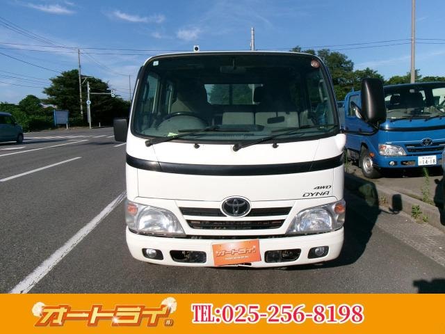 Toyota DYNA TRUCK 2016 — фото автомобиля