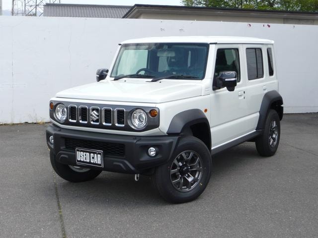 Suzuki JIMNY NOMADE 2026 — фото автомобиля 1