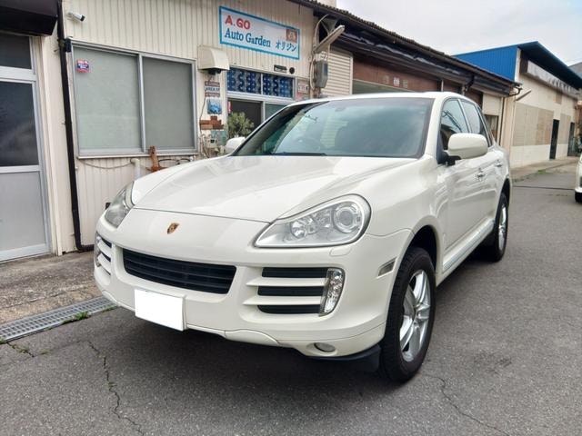 Porsche CAYENNE 2010 — фото автомобиля 1