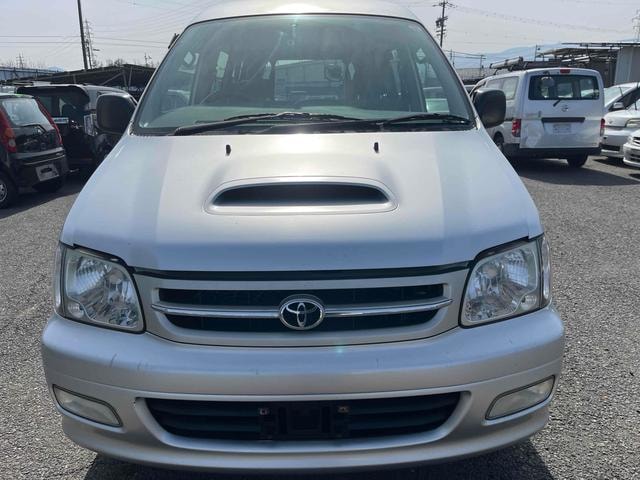 Toyota TOWNACE NOAH 2001 — фото автомобиля