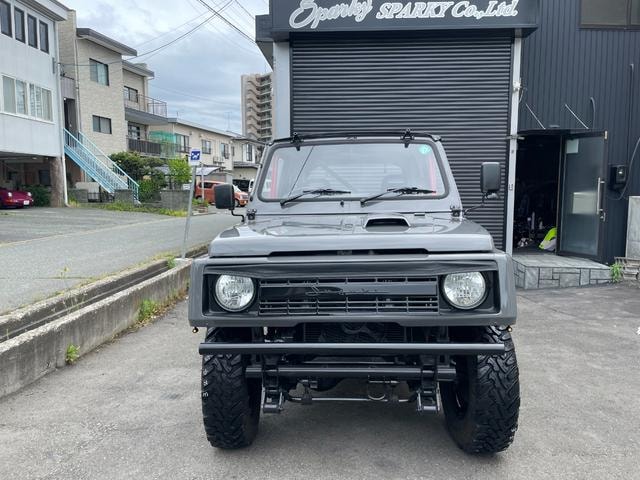 Suzuki JIMNY 1992 — фото автомобиля 1