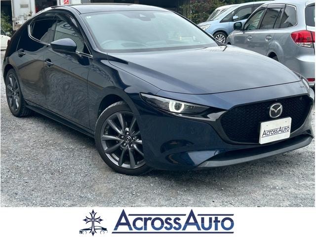 Mazda 3 FASTBACK 2019 — фото автомобиля