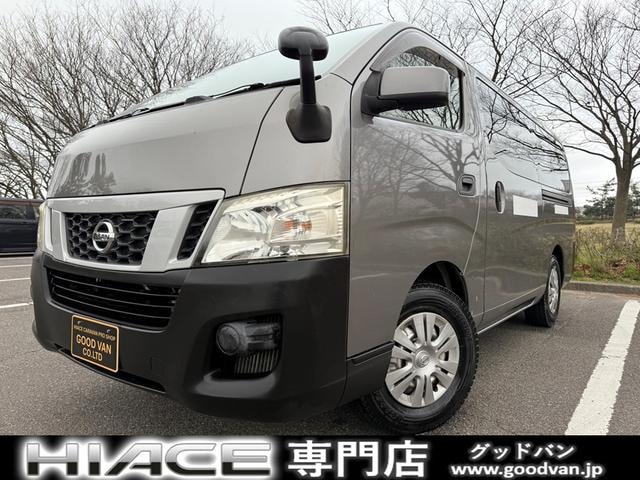 Nissan NV350CARAVAN VAN 2015 — фото автомобиля 1